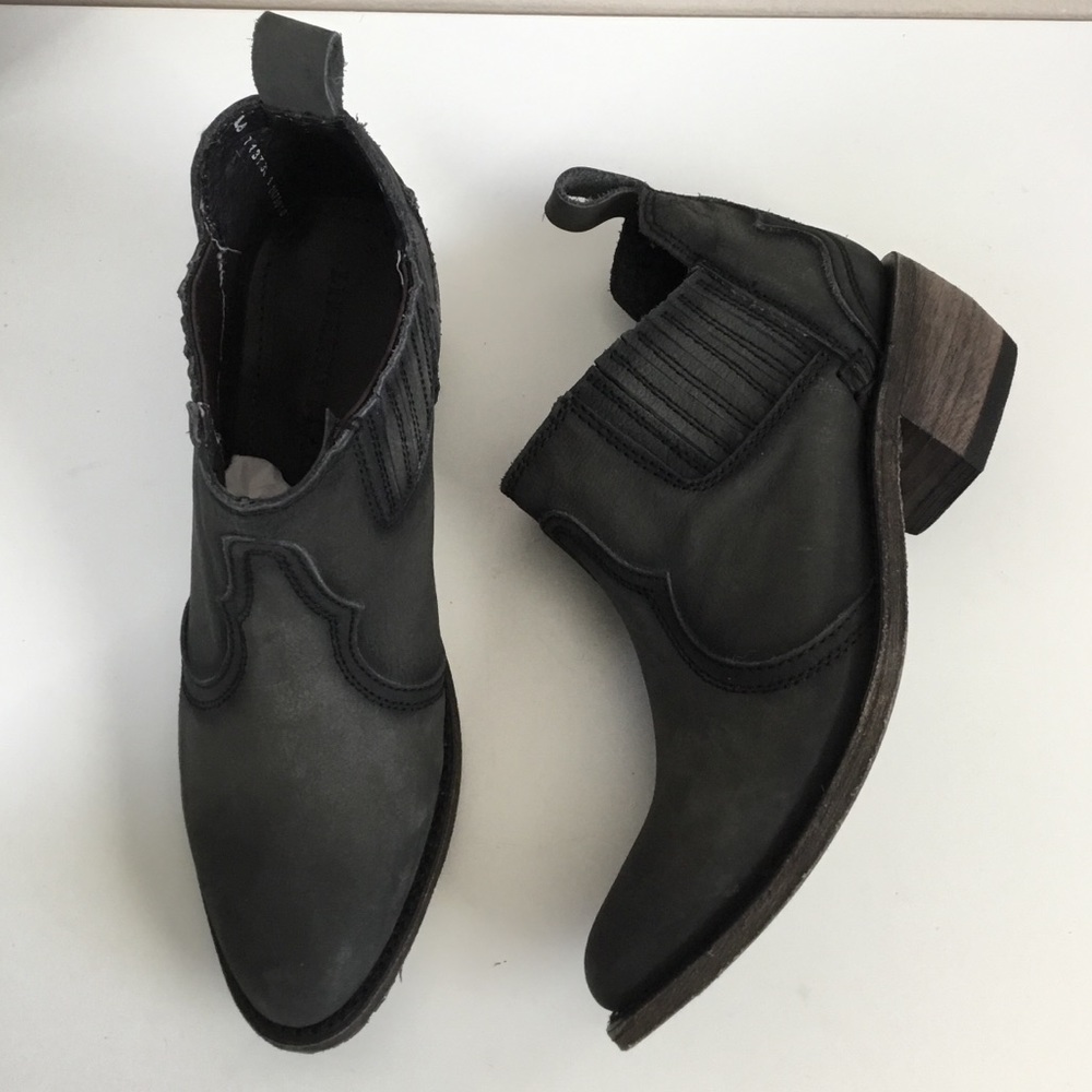 New Liberty Black Selenita Boots (7) 7.5